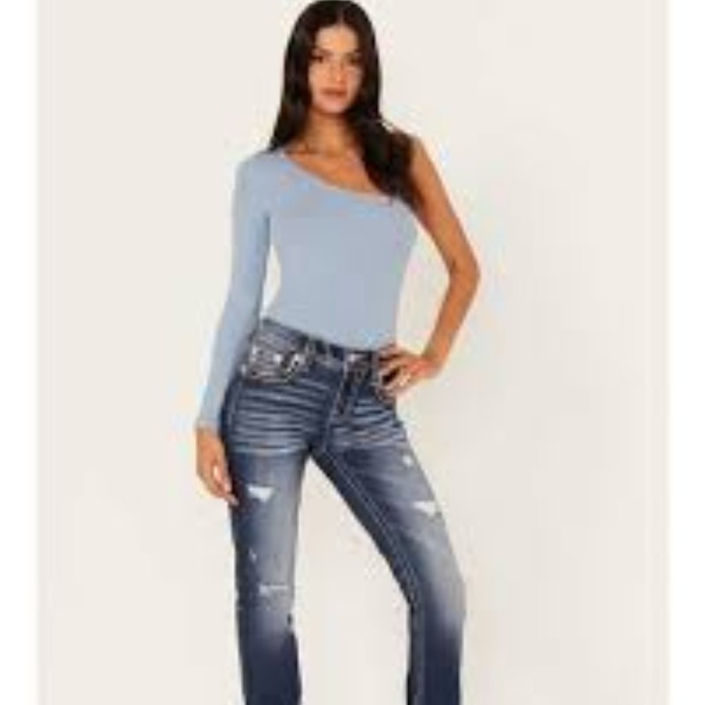 Miss Me Signature Skinny Jean, Style: JP040CK with Flaps, 28x29, EUC, $139 MSRP